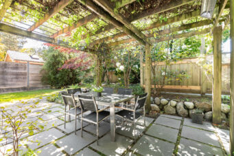 4678 W. 9th Avenue